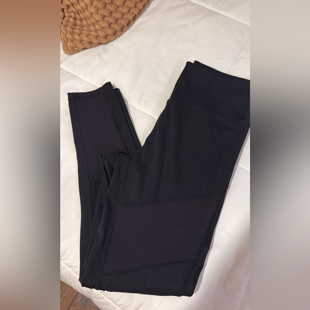 ZYIA Black Mesh Panel Leggings